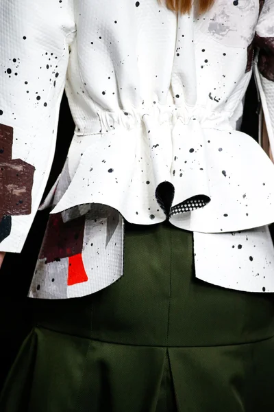 Look 98